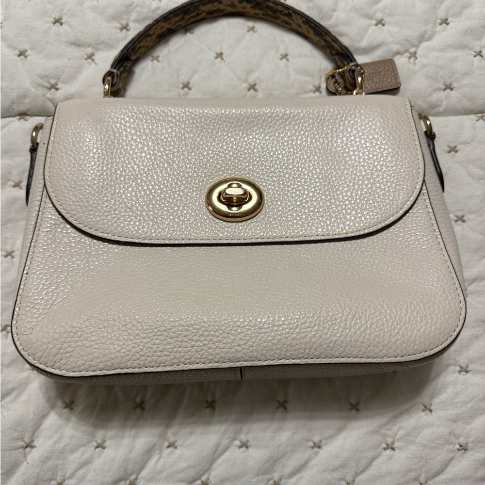 Coach Cream Leather Shoulder Bag with Gold Turn-Lock
